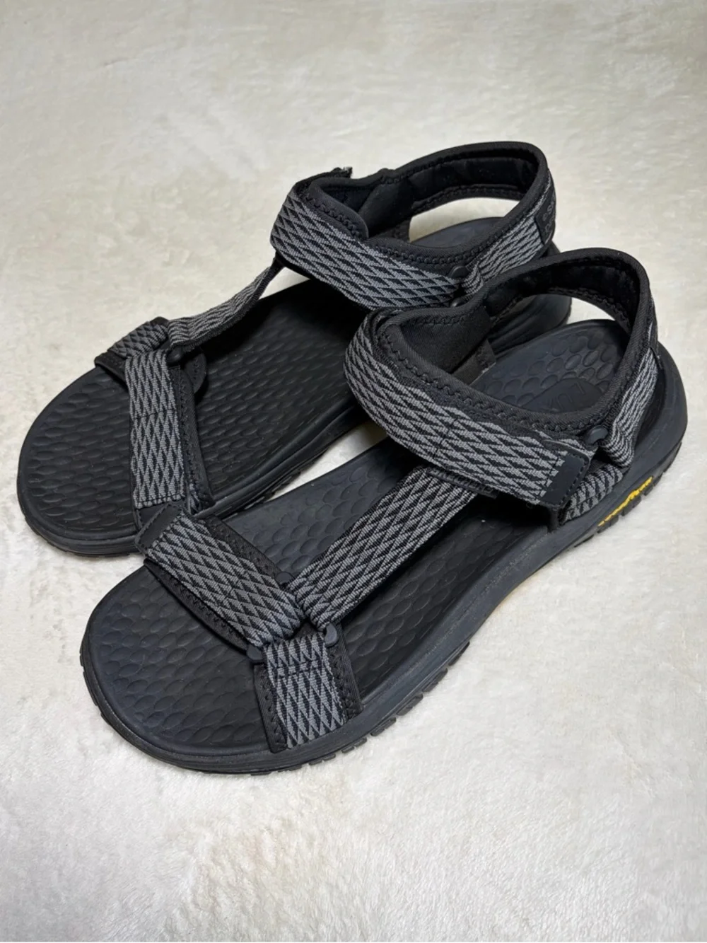 Skechers Goodyear Black Gray Strappy Outdoor Sandals Sz 11